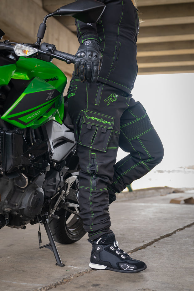 2WA™ Ladies ELITE Level II Armoured Black 210 GREEN softSHELL® RYDERZ Joggers