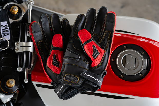 2WA™ ELITE Rich Red RESPECT Glove