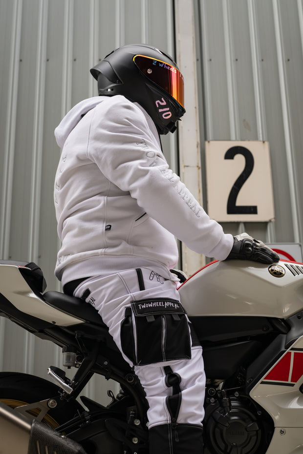 2WA™ ELITE Level II Armoured White CLASSIC Fleece Hoodie