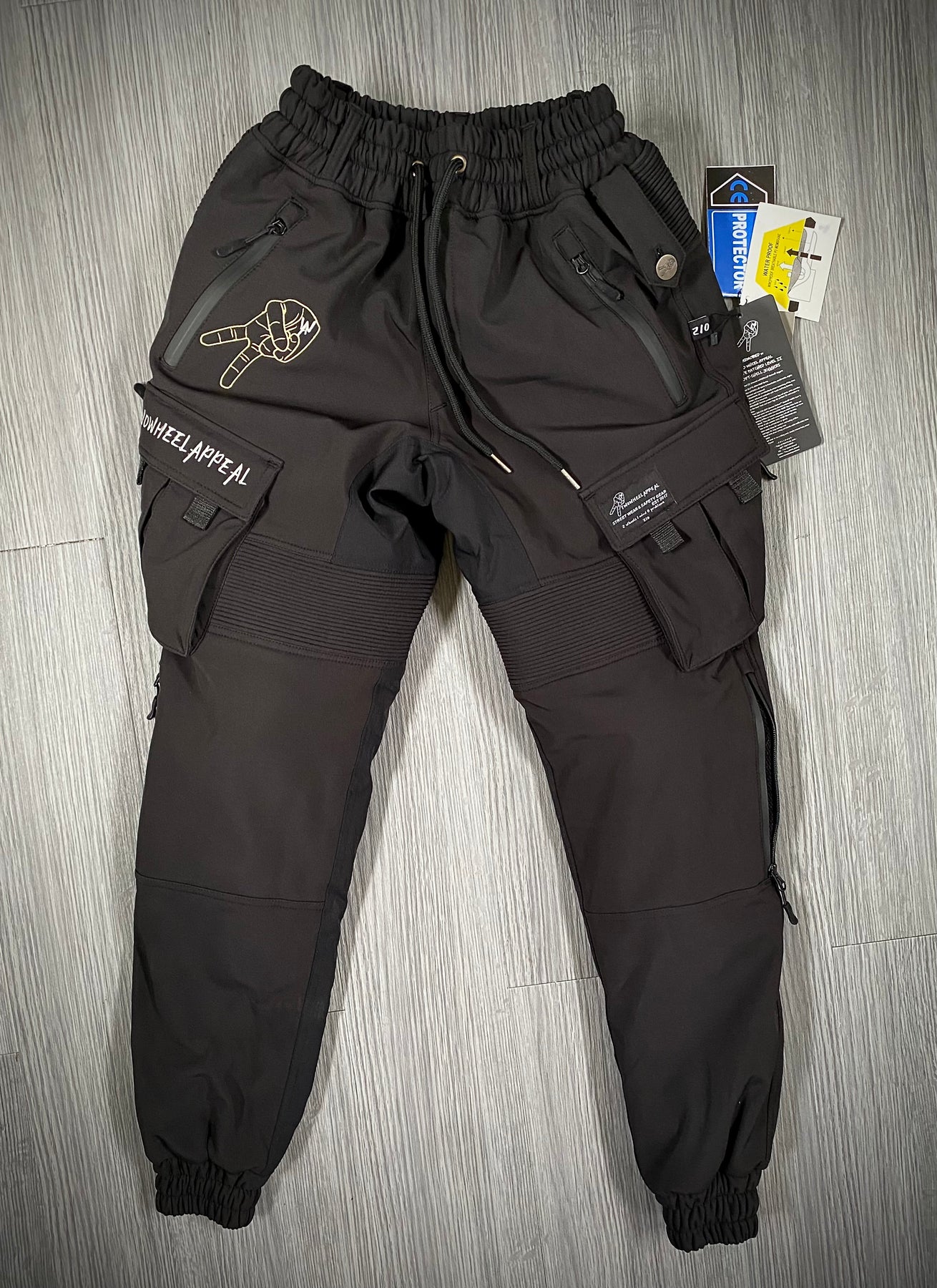 メンズウェア 8YARDS Ribbed Joggers | Black Giovanni Textured Joggers | GUESS Factory